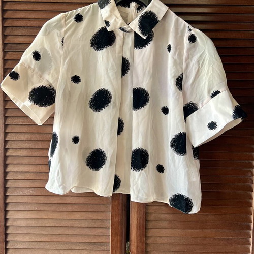Sister Jane polka dot shirt like new, size M, cream and black