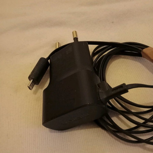 Nokia charger and headphones used, compatible with Alcatel, Realme, Redmi