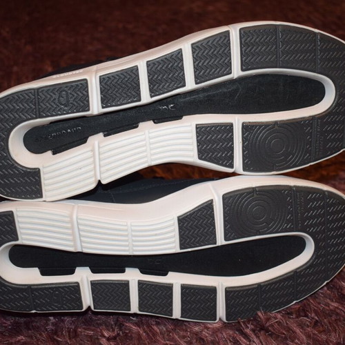 On The Roger shoes size 47 new, black, sporty