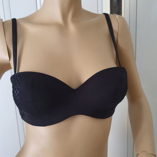 Lise Charmel swimwear top new, size 34B, black