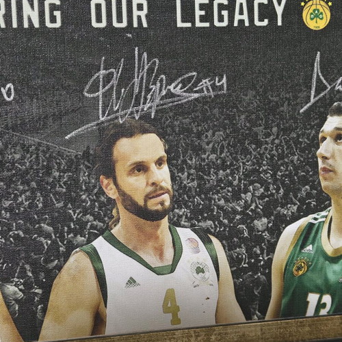 Panathinaikos Collectible Frame like new with Legends' Signatures