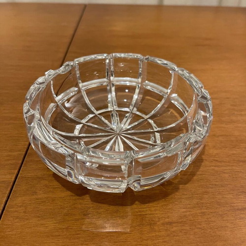 Set of 2 crystal ashtrays new, 13cm and 14cm diameter