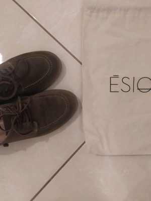 Boat shoes Esiot No37 like new, khaki