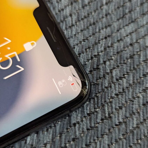 iPhone X 256GB used with 86% battery health and minor screen crack