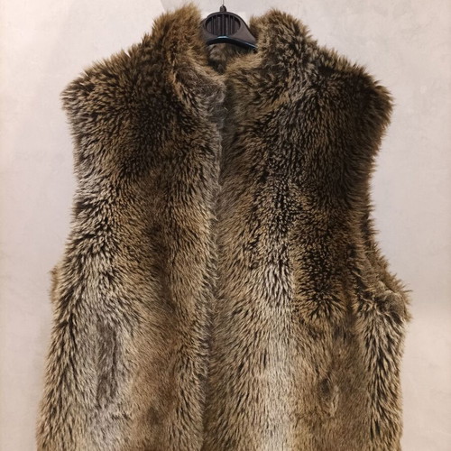 Vest with faux fur used, size M\L with two front pockets