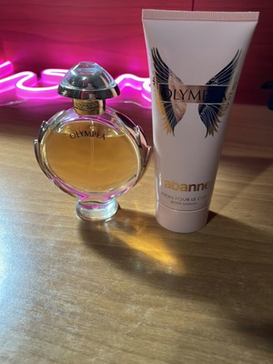 Άρωμα Poco Rabanne Olympea 50ml σαν καινούργιο με κρέμα σώματος 100ml σετ δώρου