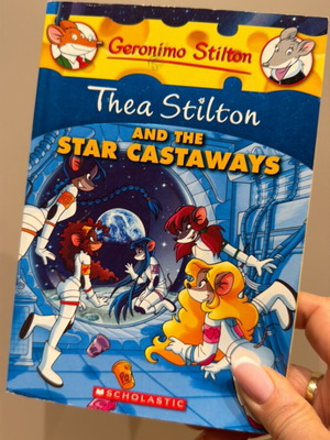 Geronimo Stilton and the Star Castaways like new, children's book in English