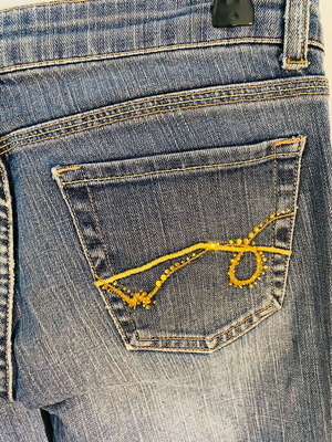 Zara Jeans pants 99% cotton with rhinestone details like new, blue