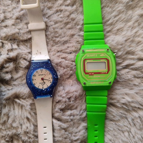 Vintage 80s watches pack from old store, not working
