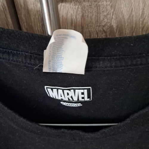 Marvel Black Panther T-shirt size L like new, black