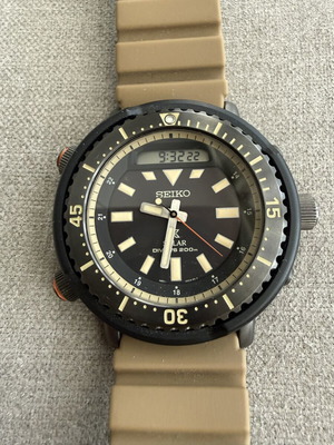 Seiko Prospex Arnie Re-Issue Safari Solar Diver's Watch SNJ029P1 like new