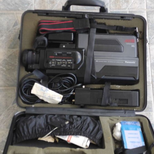 Panasonic Videocamera M5 VHS Like New