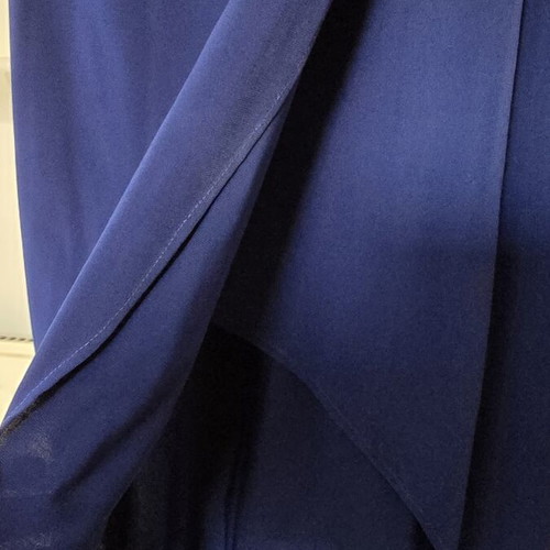 Blue elegant dress with short sleeves and wrap design
