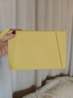 Hugo Boss pouch καινούργιο, κίτρινο