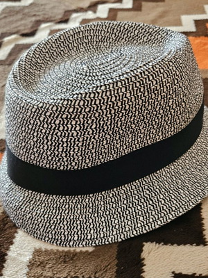 Hat new size 59