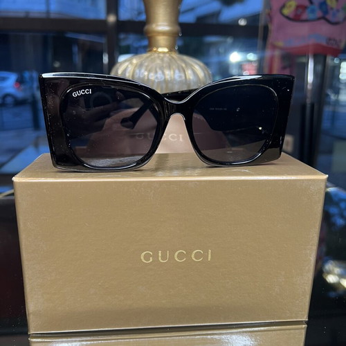 Gucci Women's Sunglasses new, black