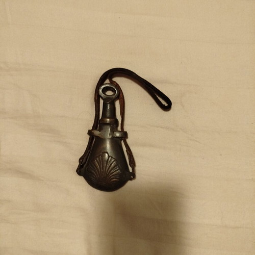 Antique powder flask 1850, used, excellent condition