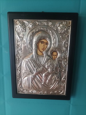 Сребърна икона на Богородица и Христос ръчно рисувана, като нова