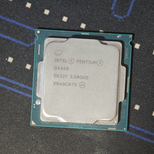 Intel Pentium G4560 processor like new, 3.5GHz, Socket 1151