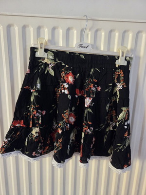 Celestino mini flared skirt like new, multicolor, size S