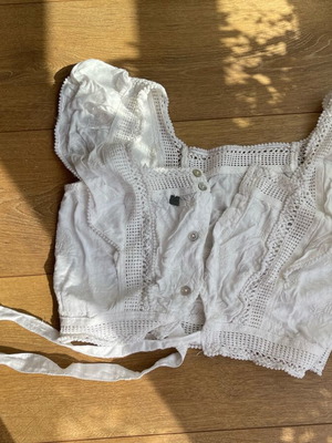 Attrattivo crop top με δέσιμο και κουμπάκια, σαν καινούργιο, άσπρο