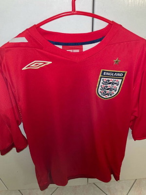England Football Team Jersey authentic, medium size