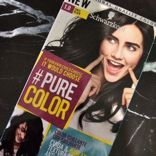 Schwarzkopf hair dye 1.0 black new