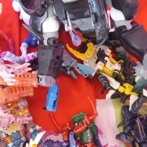 Alien Transformers figures and weapons 1998-2003