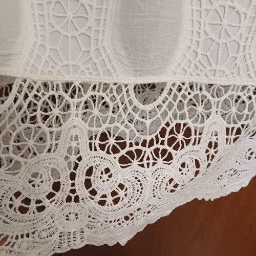 Doca white cotton beach dress like new with lace details