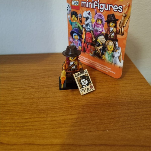 Lego Monster Hunter Minifigure Series 27 sealed, new