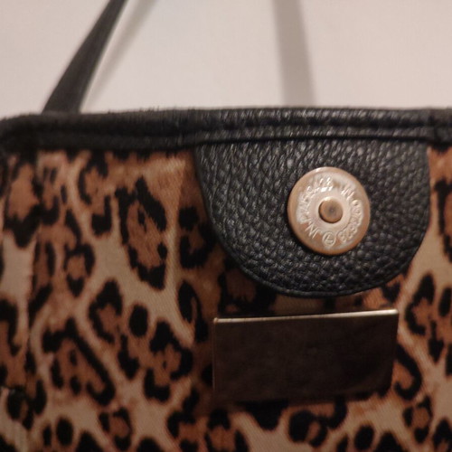 Guess shoulder bag extra large used, black with leopard lining