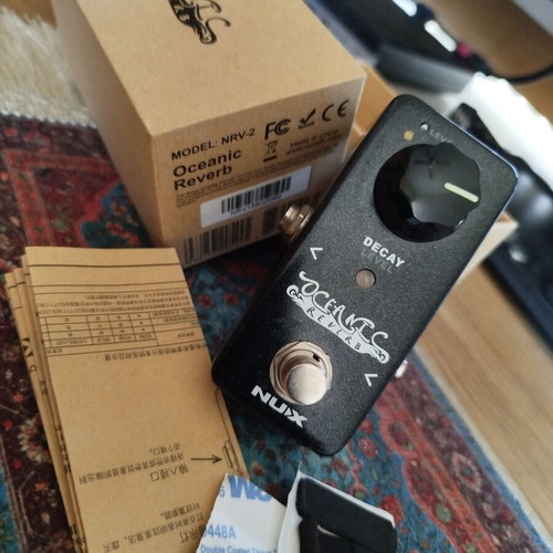 Nux NRV-2 Oceanic Reverb pedal like new digital effect