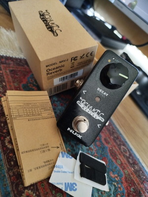 Nux NRV-2 Oceanic Reverb pedal like new digital effect