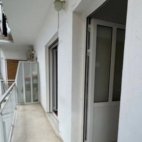 Διαμέρισμα στην Κυψέλη 69 τ.μ., 1 υπνοδωμάτιο, 1 μπάνιο, βεράντα, ανελκυστήρας