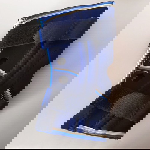 Orliman 4103 επιγονατίδα νεοπρενίου με μπανέλες και ιμάντες μεταχειρισμένη