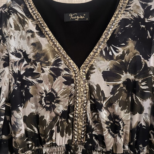 Fueguina maxi dress floral size 4 boho chic with gold details like new