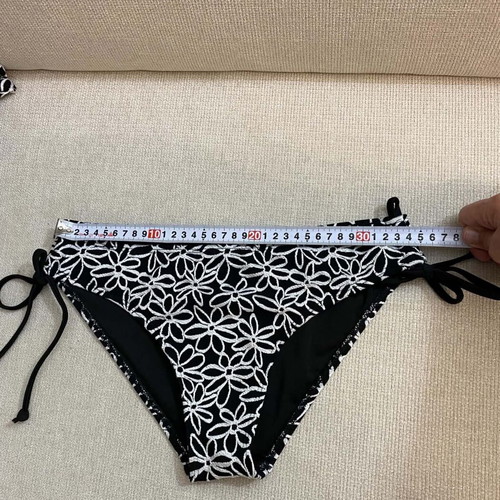 Shein swimwear set like new, size M, black and white