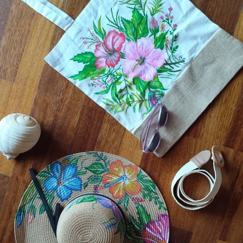 Handmade hat painted with hibiscus flowers, beige, size 63
