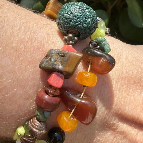 Bracelet with silver elements and semiprecious stones like new