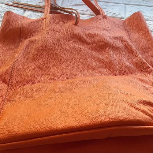 Tote bag new, genuine Italian leather, orange shoulder style
