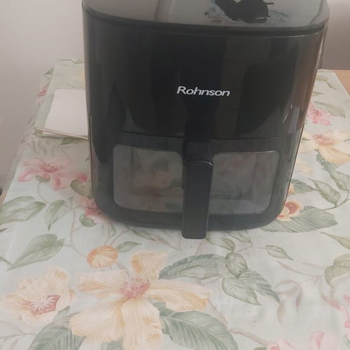 Airfryer Rohnson new, 7 liters, 1800W, digital LED screen, 8 programs