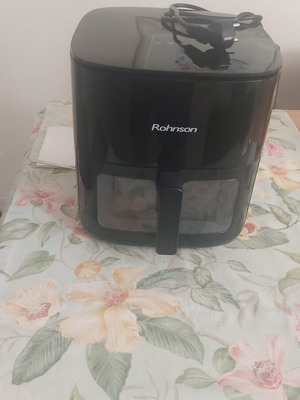 Airfryer Rohnson new, 7 liters, 1800W, digital LED screen, 8 programs