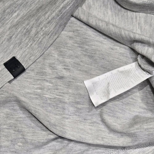 Under Armour t-shirt gray like new, size XXL