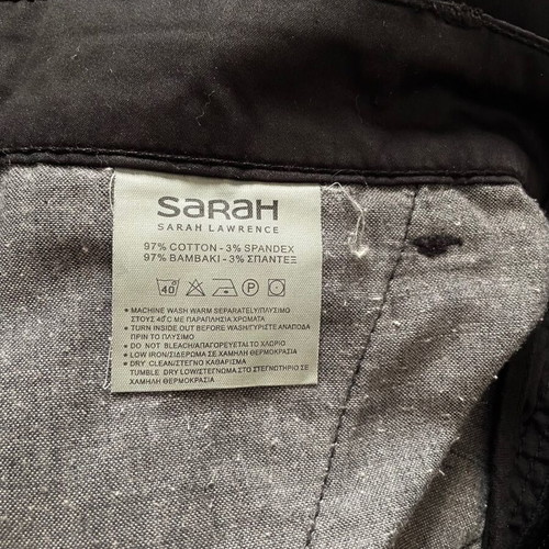 Sarah Lawrence Bermuda shorts like new, size M, black