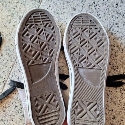 White GoldStar sneakers size 40 used in good condition