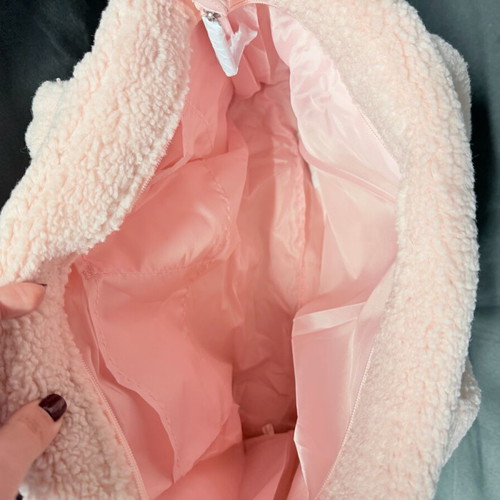 Pink by Victoria Secret shoulder bag new, pink sherpa