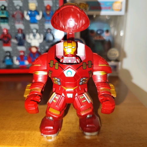 Hulkbuster Iron Man MK 44 figure like new