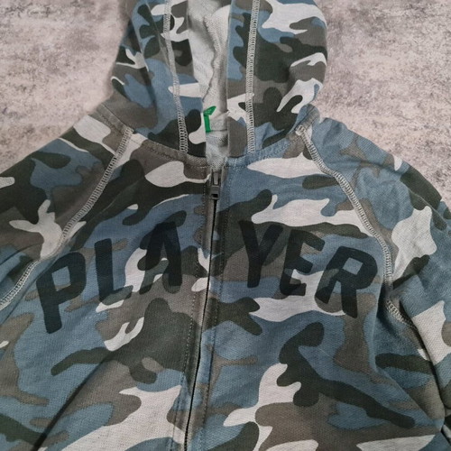 United Colors of Benetton kids camouflage cardigan used, age 10-11