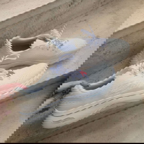 Skechers ArchFit λευκά αθλητικά παπούτσια
