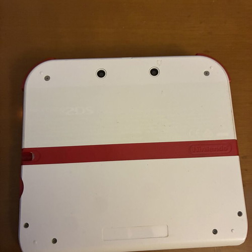 Nintendo 2DS white used with charger, no stylus